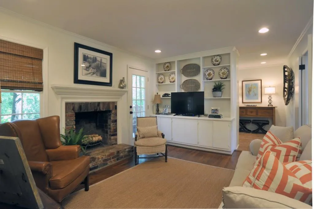 570 Pine Forest Road, Atlanta, Georgia 30342, 3 Bedrooms Bedrooms, ,2 BathroomsBathrooms,Residential,Sold,570 Pine Forest Road,6520862