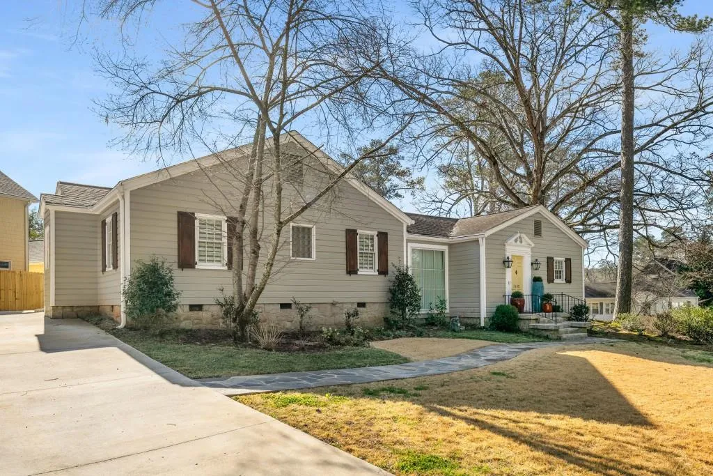 3495 Habersham Road Nw, Atlanta, Georgia 30305, 4 Bedrooms Bedrooms, ,2 BathroomsBathrooms,Residential,For Sale,3495 Habersham Road Nw,7513678