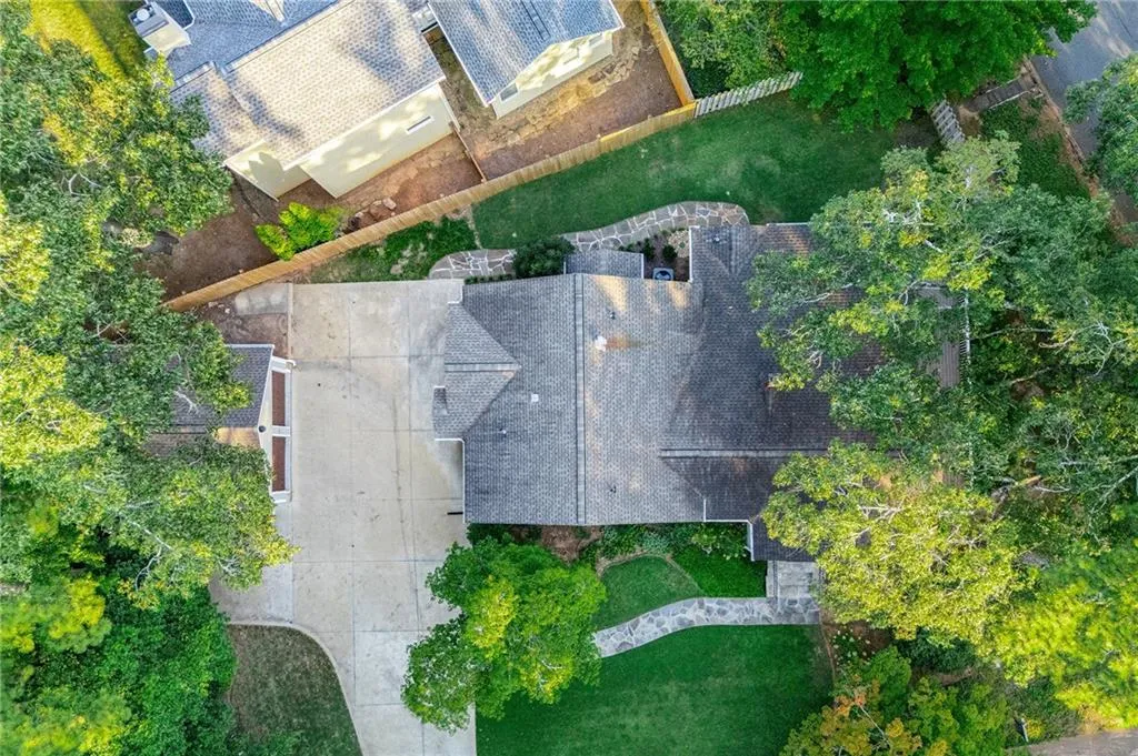 3495 Habersham Road Nw, Atlanta, Georgia 30305, 4 Bedrooms Bedrooms, ,2 BathroomsBathrooms,Residential,For Sale,3495 Habersham Road Nw,7513678