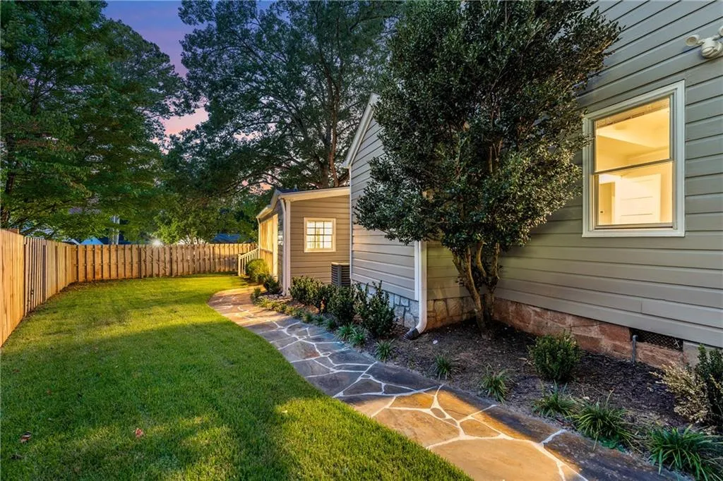 3495 Habersham Road Nw, Atlanta, Georgia 30305, 4 Bedrooms Bedrooms, ,2 BathroomsBathrooms,Residential,For Sale,3495 Habersham Road Nw,7513678