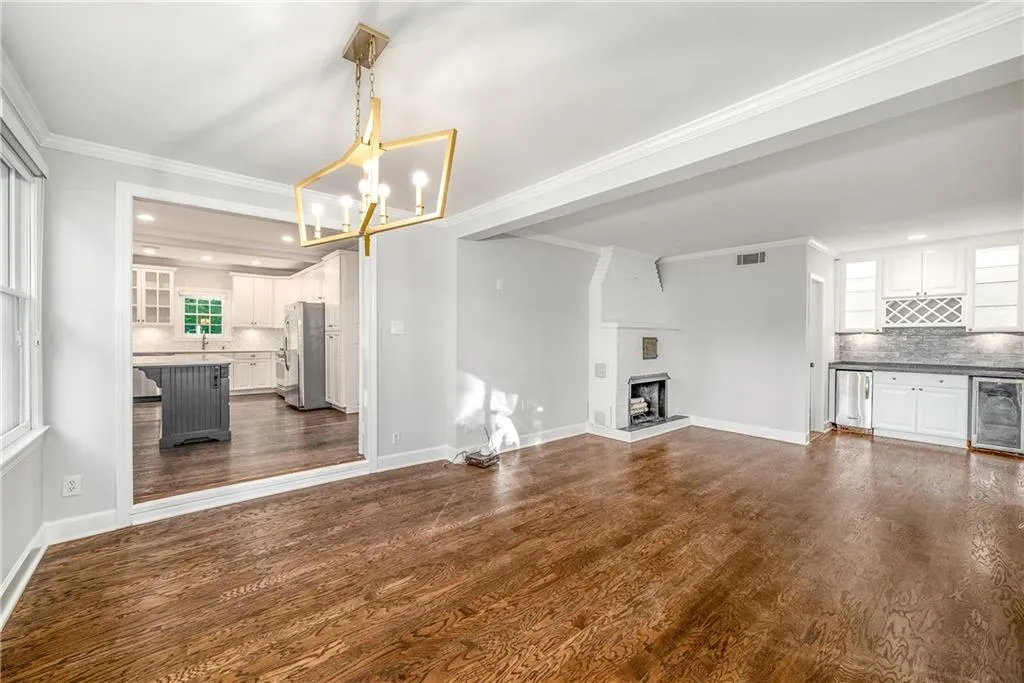 3495 Habersham Road Nw, Atlanta, Georgia 30305, 4 Bedrooms Bedrooms, ,2 BathroomsBathrooms,Residential,For Sale,3495 Habersham Road Nw,7513678