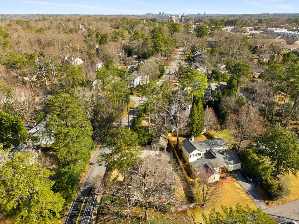 3495 Habersham Road Nw, Atlanta, Georgia 30305, 4 Bedrooms Bedrooms, ,2 BathroomsBathrooms,Residential,For Sale,3495 Habersham Road Nw,7513678