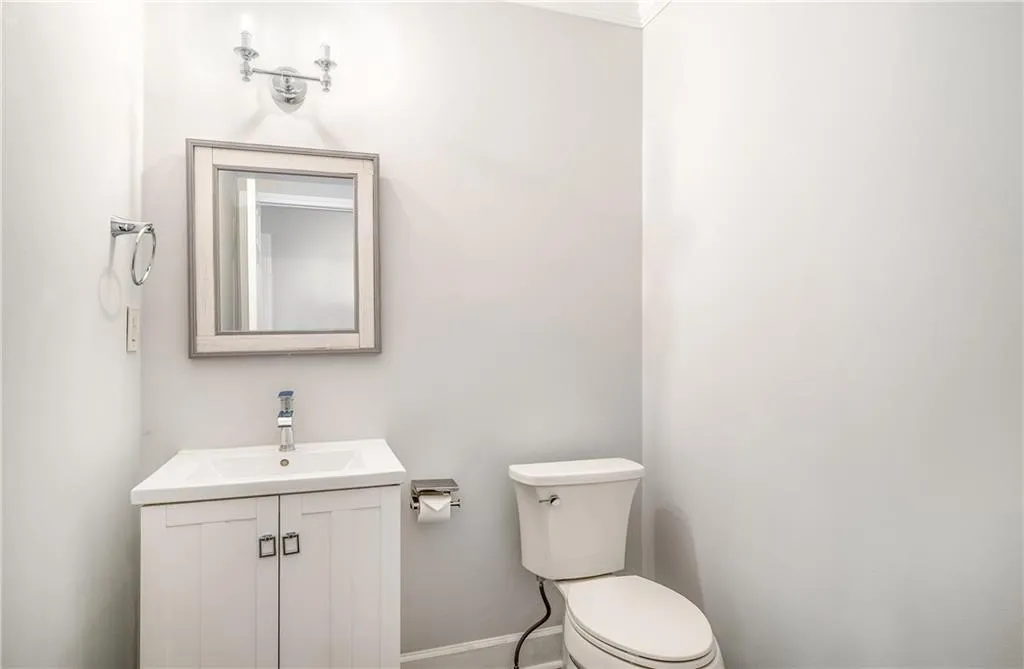 3495 Habersham Road Nw, Atlanta, Georgia 30305, 4 Bedrooms Bedrooms, ,2 BathroomsBathrooms,Residential,For Sale,3495 Habersham Road Nw,7513678