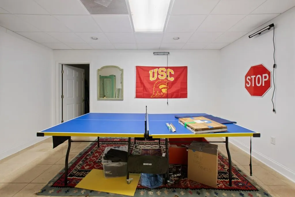 8294 Grogans Ferry Road, Sandy Springs, Georgia 30350, 5 Bedrooms Bedrooms, ,4 BathroomsBathrooms,Residential,Sold,8294 Grogans Ferry Road,6909421 8294 Grogans Ferry Road, Sandy Springs, Georgia 30350, 5 Bedrooms Bedrooms, ,4 BathroomsBathrooms,Residential,Sold,8294 Grogans Ferry Road,6909421