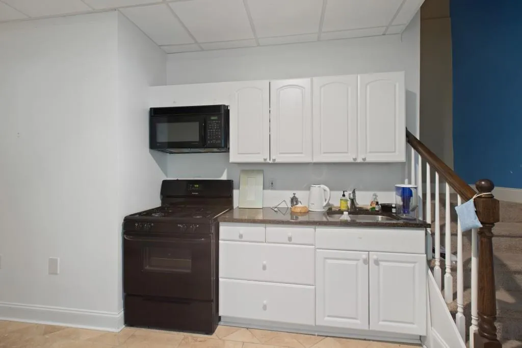 8294 Grogans Ferry Road, Sandy Springs, Georgia 30350, 5 Bedrooms Bedrooms, ,4 BathroomsBathrooms,Residential,Sold,8294 Grogans Ferry Road,6909421 8294 Grogans Ferry Road, Sandy Springs, Georgia 30350, 5 Bedrooms Bedrooms, ,4 BathroomsBathrooms,Residential,Sold,8294 Grogans Ferry Road,6909421