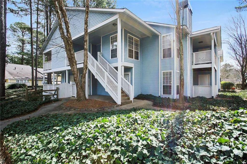 6814a Glenridge Drive Unit 6814a, Atlanta, Georgia 30328, 2 Bedrooms Bedrooms, ,2 BathroomsBathrooms,Residential,Sold,6814a Glenridge Drive Unit 6814a,5658323