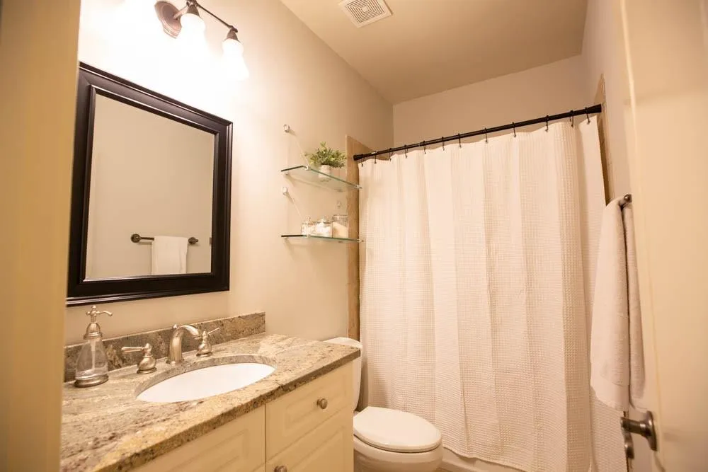 1043 Pearl Point, Sandy Springs, Georgia 30328, 2 Bedrooms Bedrooms, ,3 BathroomsBathrooms,Residential,Sold,1043 Pearl Point,6908767