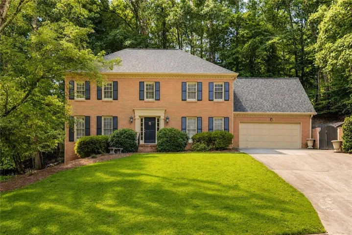 9620 River Lake Drive, Roswell, Georgia 30075