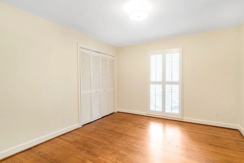 6885 Castleton Drive Nw, Sandy Springs, Georgia 30328, 4 Bedrooms Bedrooms, ,2 BathroomsBathrooms,Residential,Sold,6885 Castleton Drive Nw,7091841
