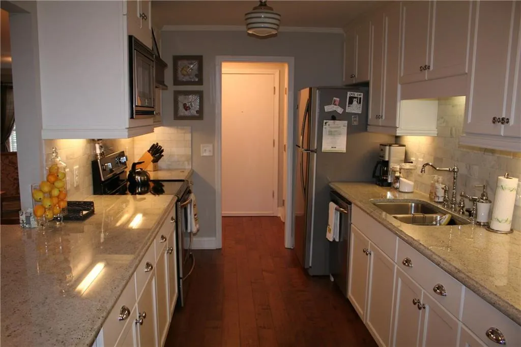 750 Dalrymple Road Unit N4, Atlanta, Georgia 30328, 3 Bedrooms Bedrooms, ,2 BathroomsBathrooms,Residential,Sold,750 Dalrymple Road Unit N4,5635781