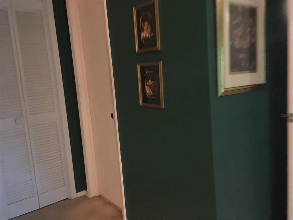 403 Woodcliff Drive, Sandy Springs, Georgia 30350, 2 Bedrooms Bedrooms, ,1 BathroomBathrooms,Residential,Sold,403 Woodcliff Drive,5883009