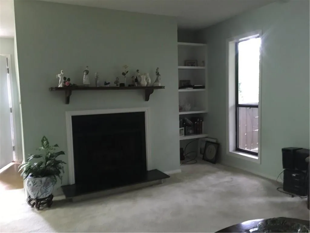 403 Woodcliff Drive, Sandy Springs, Georgia 30350, 2 Bedrooms Bedrooms, ,1 BathroomBathrooms,Residential,Sold,403 Woodcliff Drive,5883009