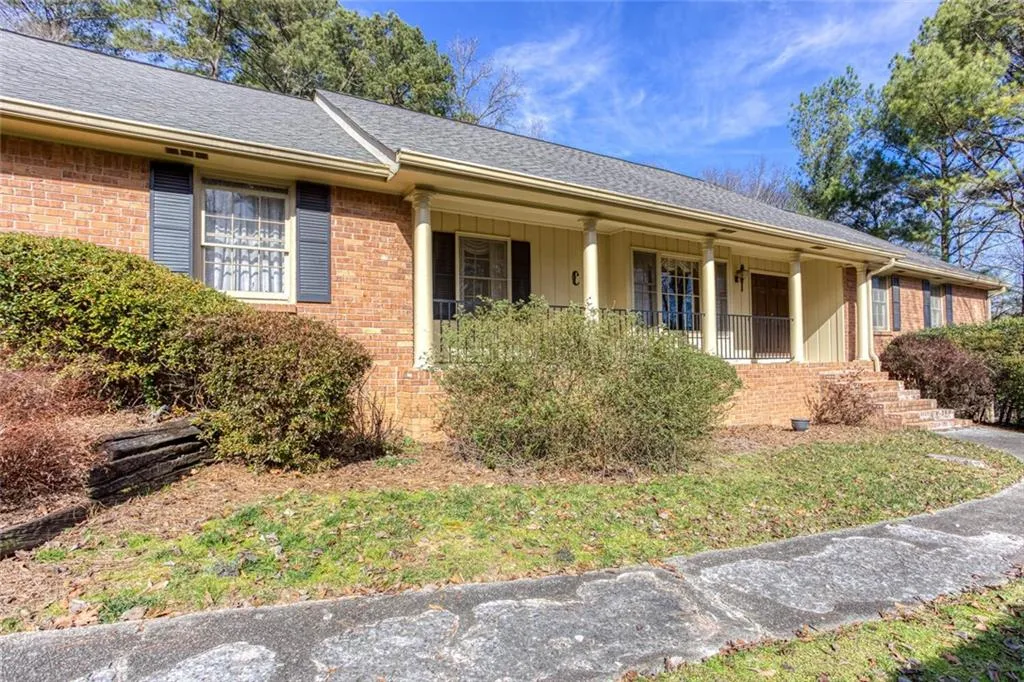 6000 Spalding Drive, Sandy Springs, Georgia 30350, 4 Bedrooms Bedrooms, ,2 BathroomsBathrooms,Residential,Sold,6000 Spalding Drive,6830876 6000 Spalding Drive, Sandy Springs, Georgia 30350, 4 Bedrooms Bedrooms, ,2 BathroomsBathrooms,Residential,Sold,6000 Spalding Drive,6830876