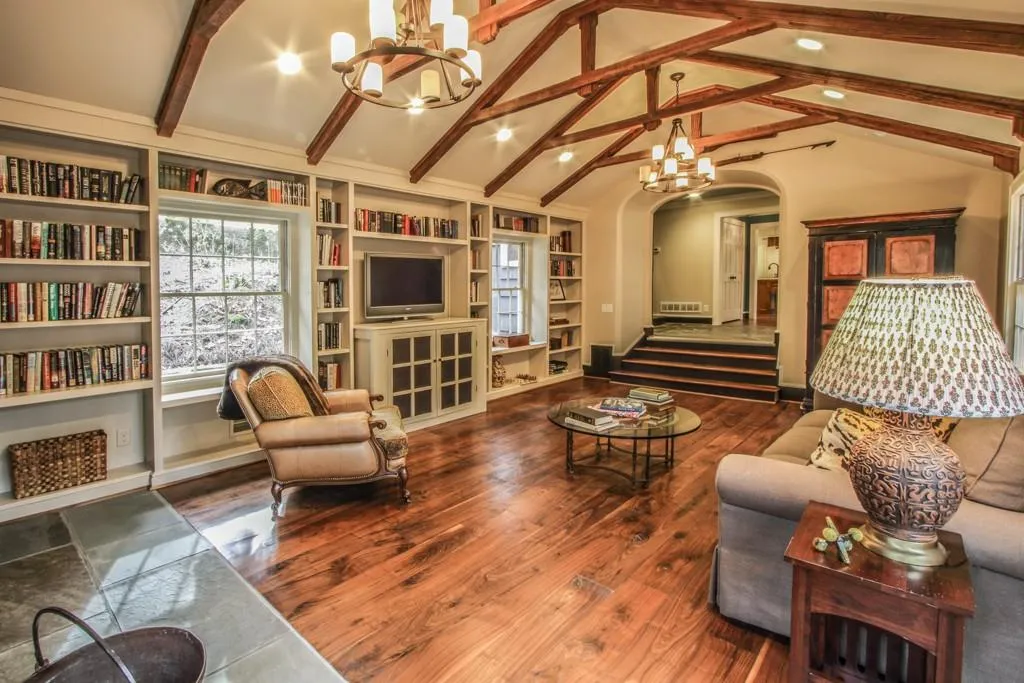 4790 Jett Road, Sandy Springs, Georgia 30327, 6 Bedrooms Bedrooms, ,4 BathroomsBathrooms,Residential,Sold,4790 Jett Road,6667761