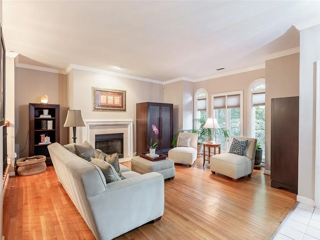 14 Westfair Court, Sandy Springs, Georgia 30328, 2 Bedrooms Bedrooms, ,2 BathroomsBathrooms,Residential,Sold,14 Westfair Court,6965819