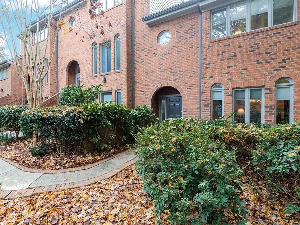 14 Westfair Court, Sandy Springs, Georgia 30328, 2 Bedrooms Bedrooms, ,2 BathroomsBathrooms,Residential,Sold,14 Westfair Court,6965819