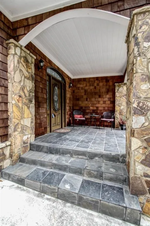 292 Lindbergh Drive Ne, Atlanta, Georgia 30305, 3 Bedrooms Bedrooms, ,2 BathroomsBathrooms,Residential,Sold,292 Lindbergh Drive Ne,5602173
