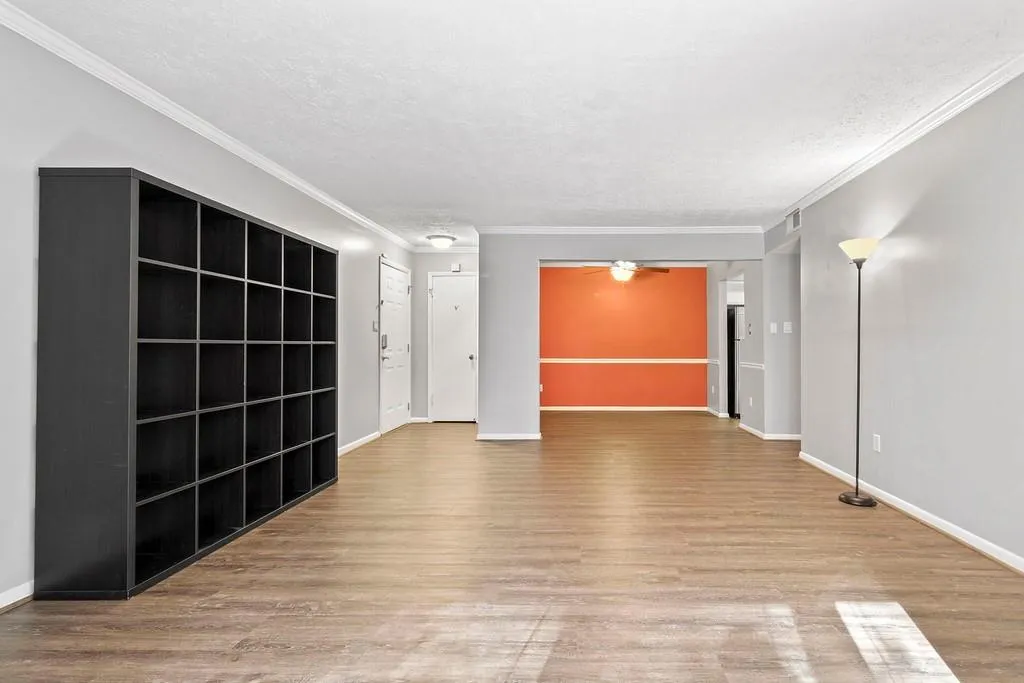 5145 Roswell Road Unit 1, Atlanta, Georgia 30342, 2 Bedrooms Bedrooms, ,1 BathroomBathrooms,Residential,Sold,5145 Roswell Road Unit 1,6813348