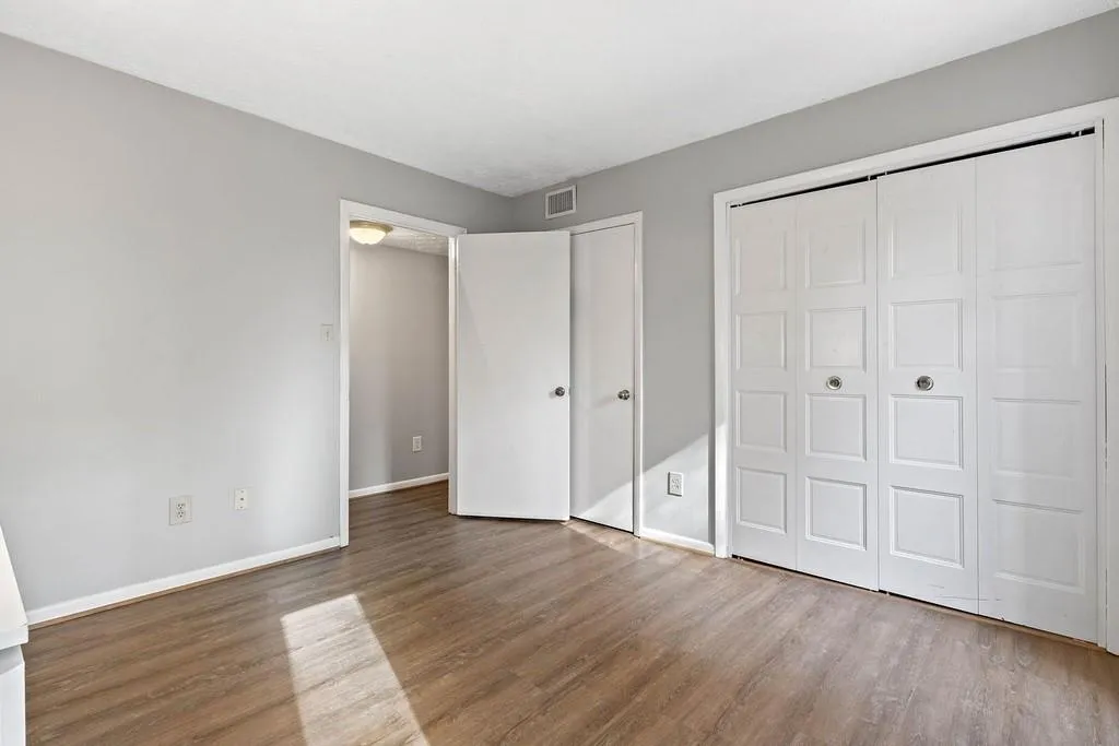5145 Roswell Road Unit 1, Atlanta, Georgia 30342, 2 Bedrooms Bedrooms, ,1 BathroomBathrooms,Residential,Sold,5145 Roswell Road Unit 1,6813348