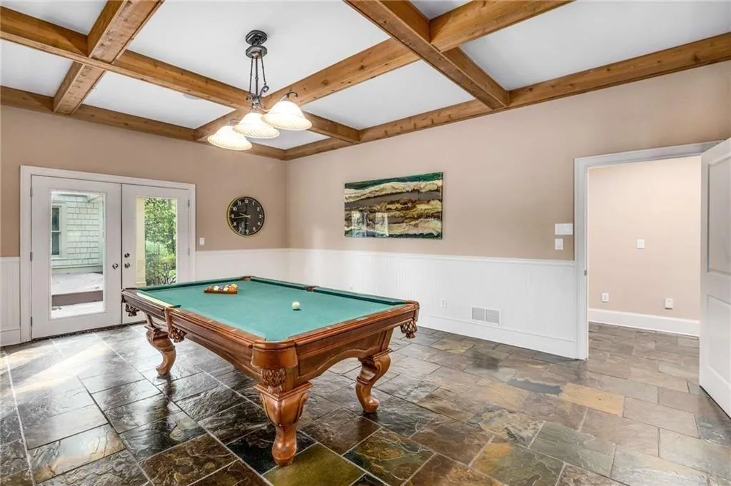 Pool or table tennis?