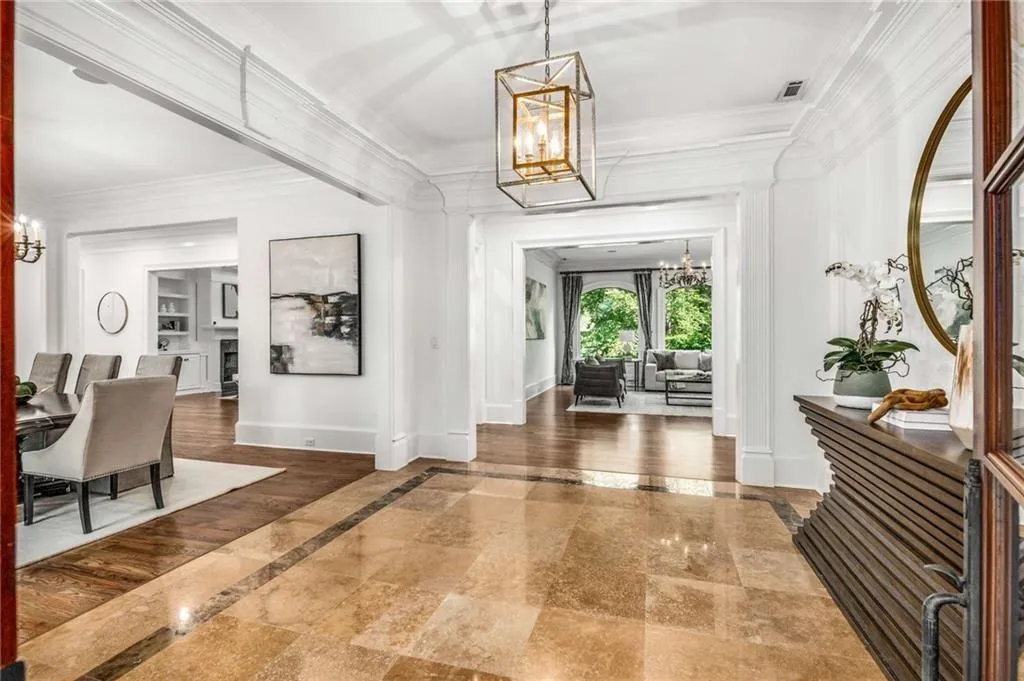 5505 Long Island Drive Nw, Atlanta, Georgia 30327, 6 Bedrooms Bedrooms, ,6 BathroomsBathrooms,Residential,For Sale,5505 Long Island Drive Nw,7652382