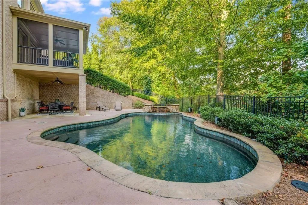 5505 Long Island Drive Nw, Atlanta, Georgia 30327, 6 Bedrooms Bedrooms, ,6 BathroomsBathrooms,Residential,For Sale,5505 Long Island Drive Nw,7652382