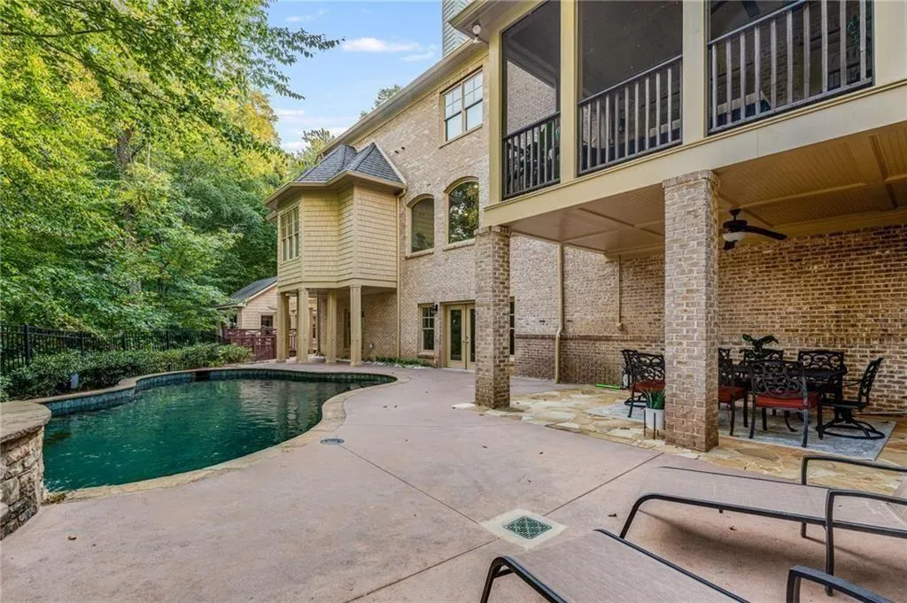 Great space for sunning, swimming and entertaining!