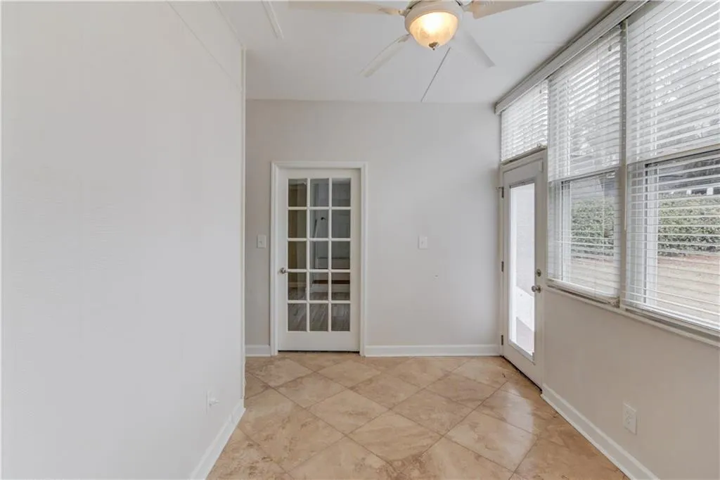 5515 Chemin De Vie, Atlanta, Georgia 30342, 2 Bedrooms Bedrooms, ,2 BathroomsBathrooms,Residential,Sold,5515 Chemin De Vie,6990212