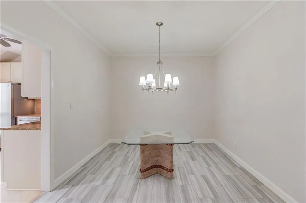 5515 Chemin De Vie, Atlanta, Georgia 30342, 2 Bedrooms Bedrooms, ,2 BathroomsBathrooms,Residential,Sold,5515 Chemin De Vie,6990212