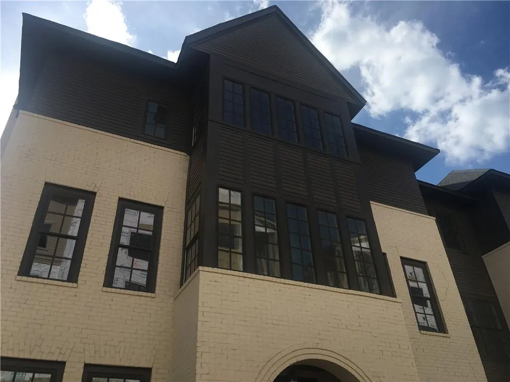 6532 Aria Village Drive Unit 621, Sandy Springs, Georgia 30328, 3 Bedrooms Bedrooms, ,3 BathroomsBathrooms,Residential,Sold,6532 Aria Village Drive Unit 621,6544029