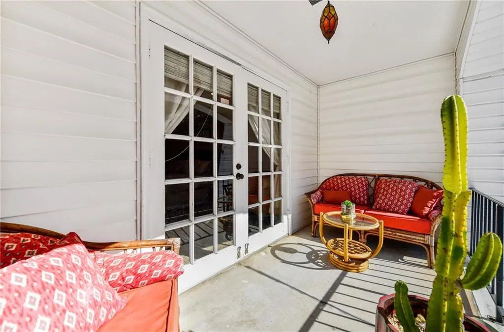 5710 Chemin De Vie Unit 5710, Atlanta, Georgia 30342, 3 Bedrooms Bedrooms, ,2 BathroomsBathrooms,Residential,Sold,5710 Chemin De Vie Unit 5710,6969099