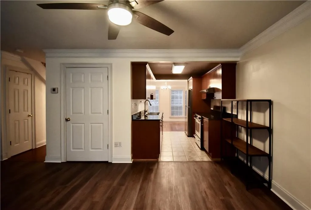 404 Masons Creek Circle, Sandy Springs, Georgia 30350, 2 Bedrooms Bedrooms, ,2 BathroomsBathrooms,Residential,Sold,404 Masons Creek Circle,6895107