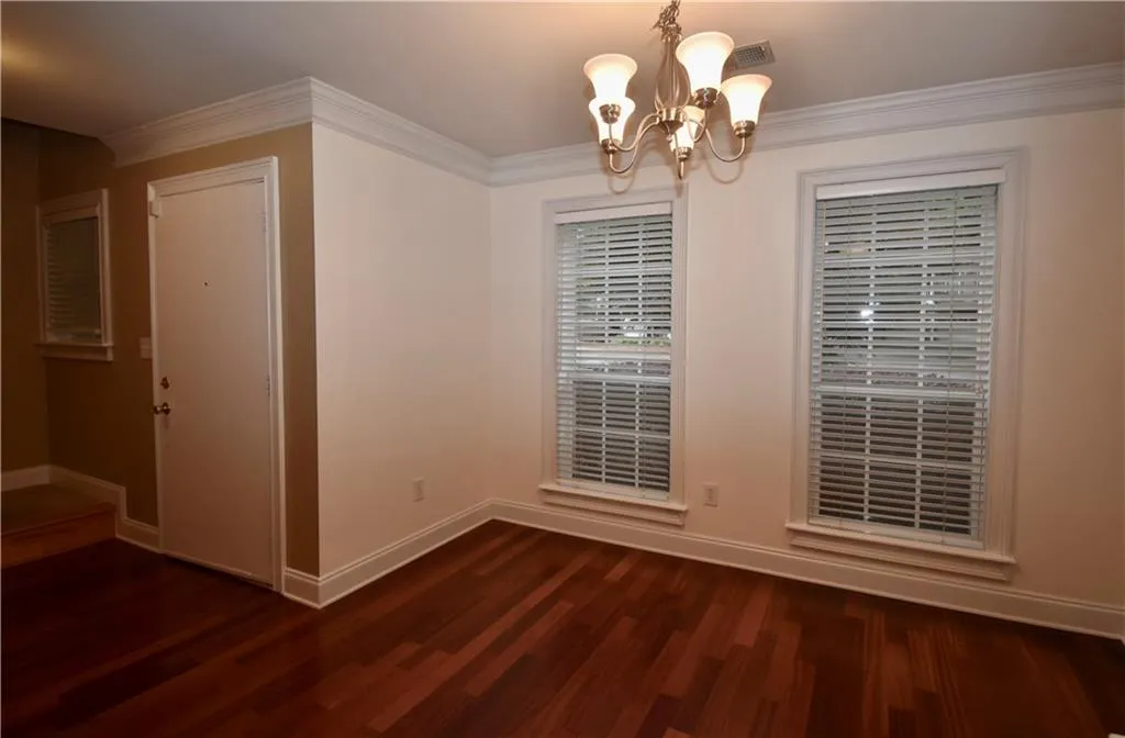 404 Masons Creek Circle, Sandy Springs, Georgia 30350, 2 Bedrooms Bedrooms, ,2 BathroomsBathrooms,Residential,Sold,404 Masons Creek Circle,6895107