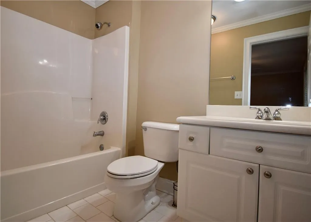 404 Masons Creek Circle, Sandy Springs, Georgia 30350, 2 Bedrooms Bedrooms, ,2 BathroomsBathrooms,Residential,Sold,404 Masons Creek Circle,6895107