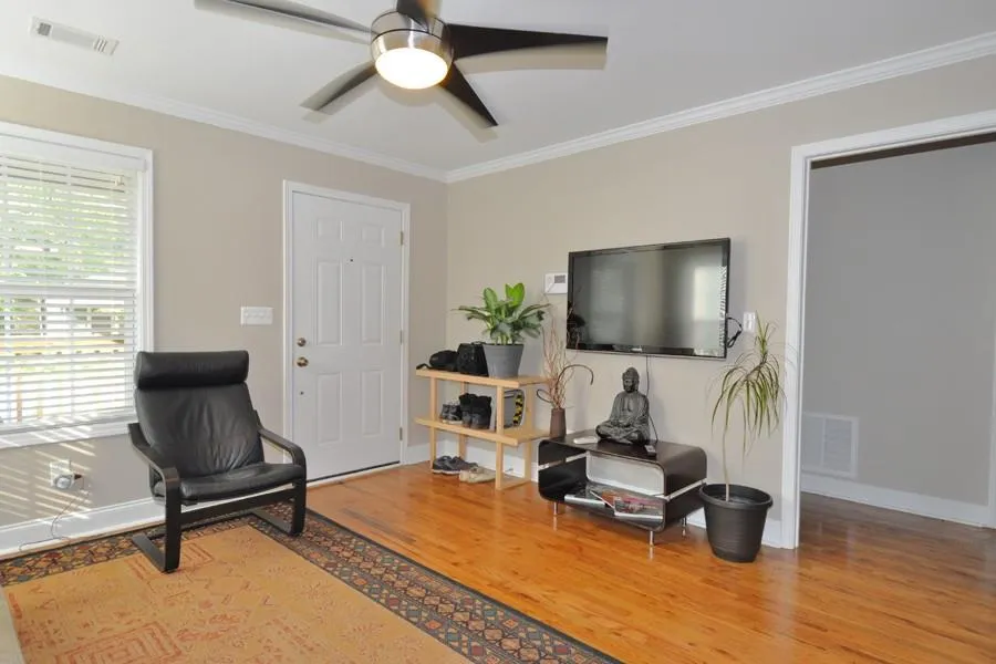 2432 Brantley Street Nw, Atlanta, Georgia 30318, 3 Bedrooms Bedrooms, ,2 BathroomsBathrooms,Residential,Sold,2432 Brantley Street Nw,5683963