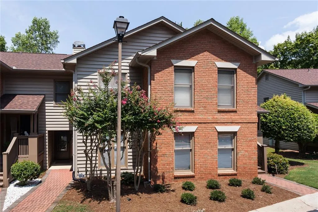 603 Garden Court, Sandy Springs, Georgia 30328, 3 Bedrooms Bedrooms, ,2 BathroomsBathrooms,Residential,Sold,603 Garden Court,5587751