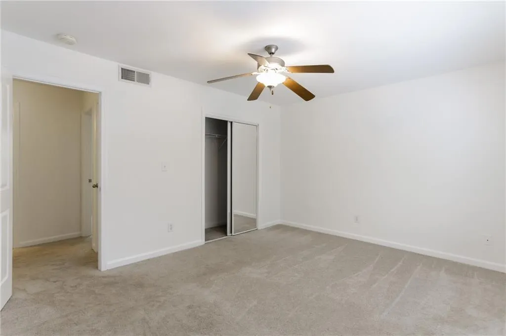 6940 Roswell Road Unit 5d, Sandy Springs, Georgia 30328, 2 Bedrooms Bedrooms, ,1 BathroomBathrooms,Residential,Sold,6940 Roswell Road Unit 5d,6761358