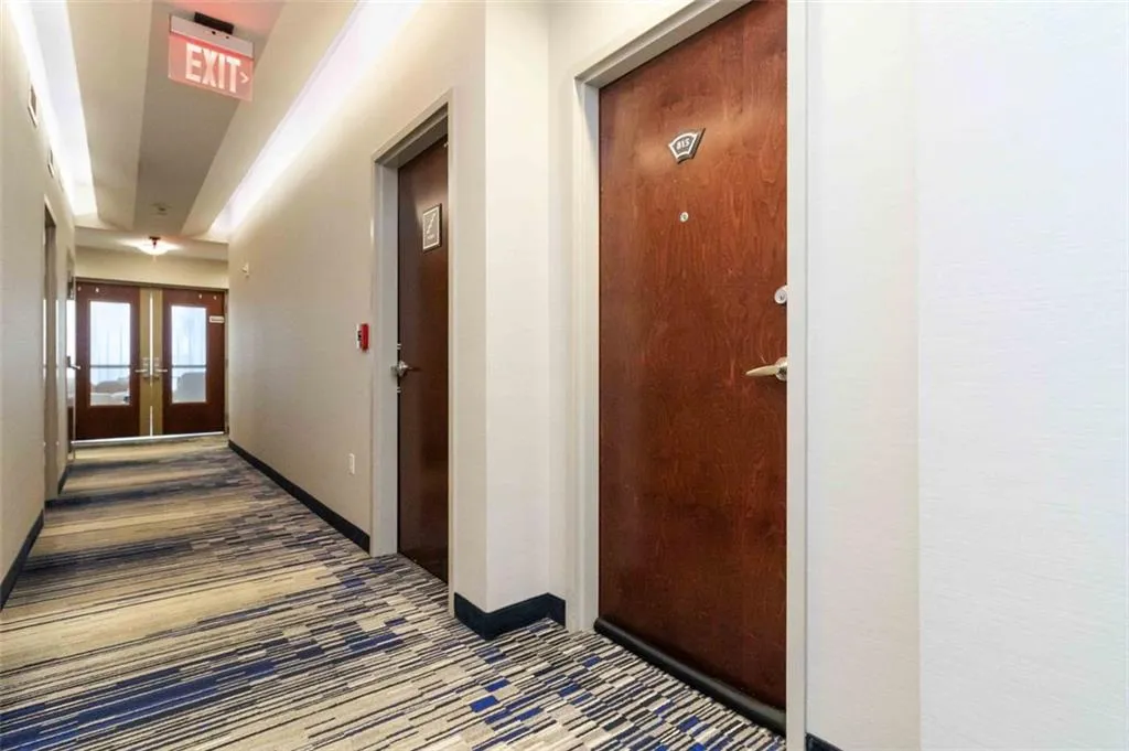 3224 Ne Peachtree Road Unit 815, Atlanta, Georgia 30326, 1 Bedroom Bedrooms, ,1 BathroomBathrooms,Residential,For Sale,3224 Ne Peachtree Road Unit 815,7659634