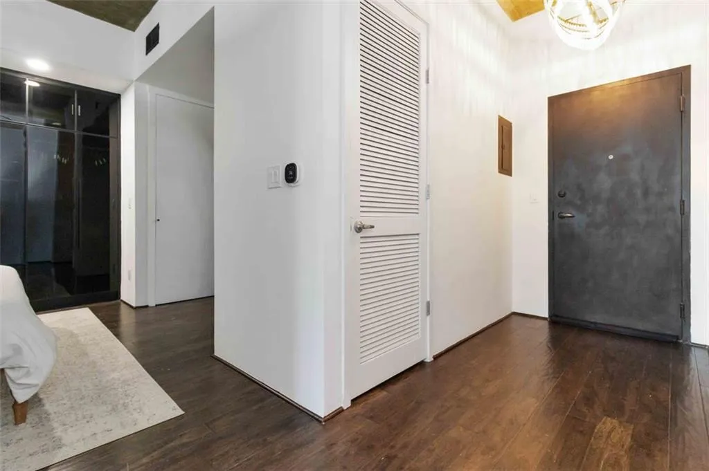 3224 Ne Peachtree Road Unit 815, Atlanta, Georgia 30326, 1 Bedroom Bedrooms, ,1 BathroomBathrooms,Residential,For Sale,3224 Ne Peachtree Road Unit 815,7659634