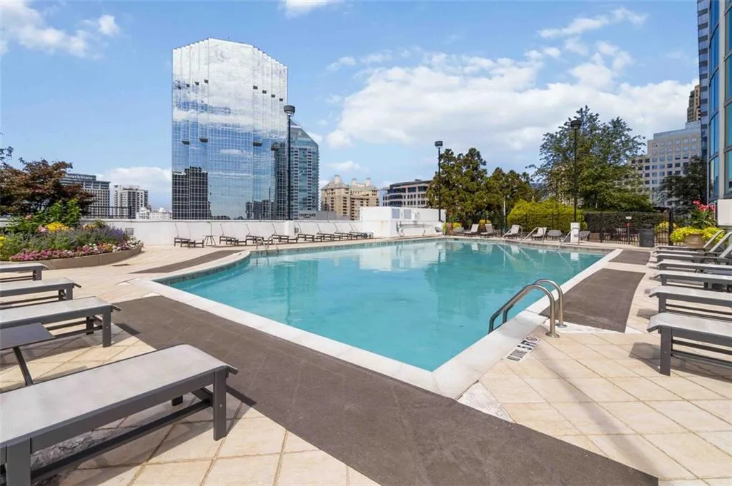 3224 Ne Peachtree Road Unit 815, Atlanta, Georgia 30326, 1 Bedroom Bedrooms, ,1 BathroomBathrooms,Residential,For Sale,3224 Ne Peachtree Road Unit 815,7659634