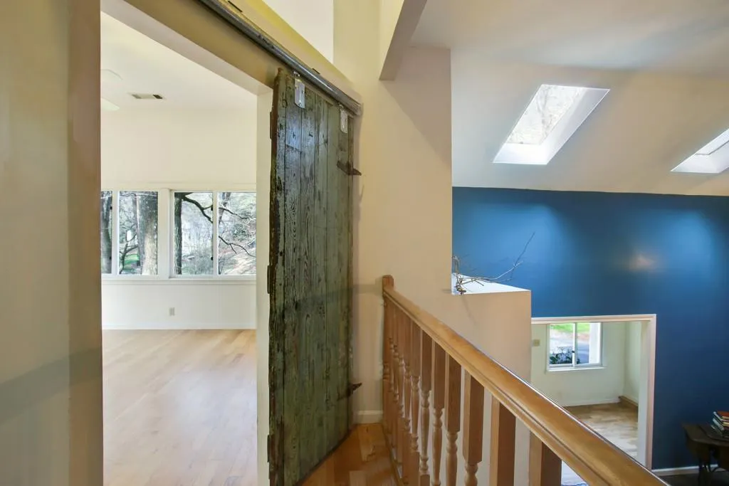 71 Hardeman Road, Sandy Springs, Georgia 30342, 4 Bedrooms Bedrooms, ,2 BathroomsBathrooms,Residential,Sold,71 Hardeman Road,5662109