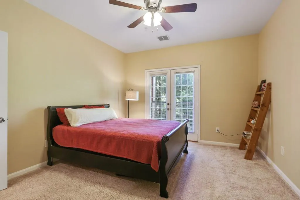 5641 Roswell Road Unit 305, Atlanta, Georgia 30342, 2 Bedrooms Bedrooms, ,2 BathroomsBathrooms,Residential,Sold,5641 Roswell Road Unit 305,6880428