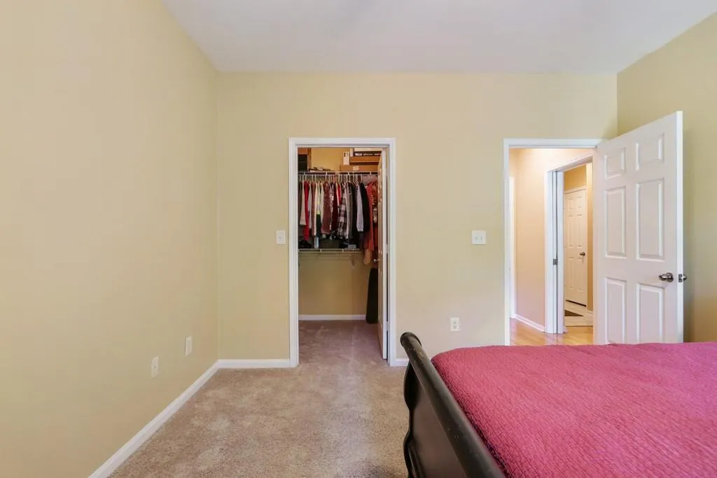 5641 Roswell Road Unit 305, Atlanta, Georgia 30342, 2 Bedrooms Bedrooms, ,2 BathroomsBathrooms,Residential,Sold,5641 Roswell Road Unit 305,6880428