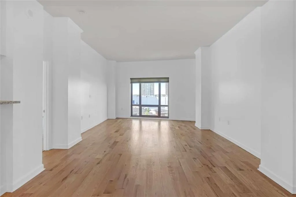 3475 Oak Valley Road Apt 650, Atlanta, Georgia 30326, 1 Bedroom Bedrooms, ,1 BathroomBathrooms,Residential,For Sale,3475 Oak Valley Road Apt 650,7562203