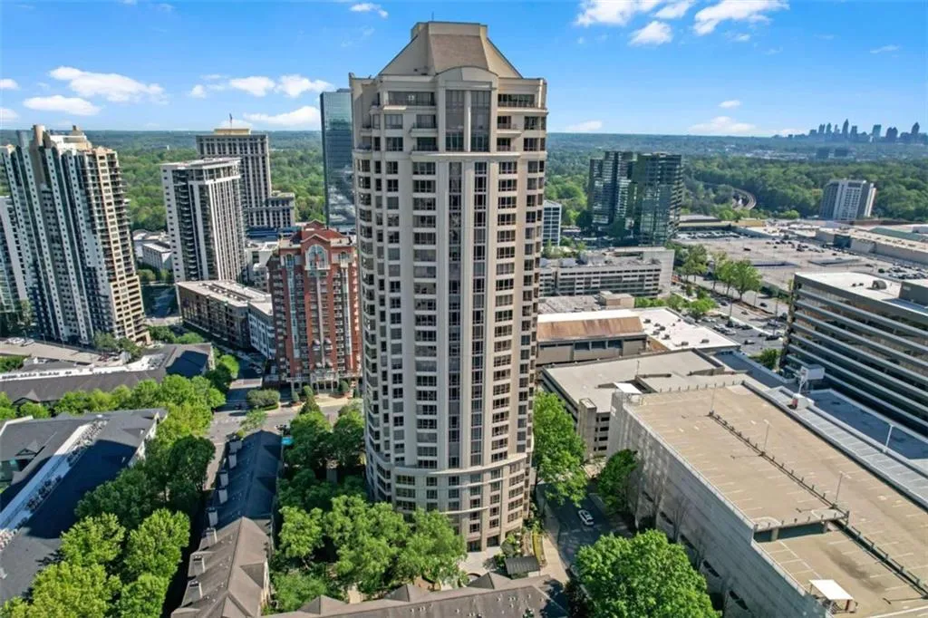 3475 Oak Valley Road Apt 650, Atlanta, Georgia 30326, 1 Bedroom Bedrooms, ,1 BathroomBathrooms,Residential,For Sale,3475 Oak Valley Road Apt 650,7562203