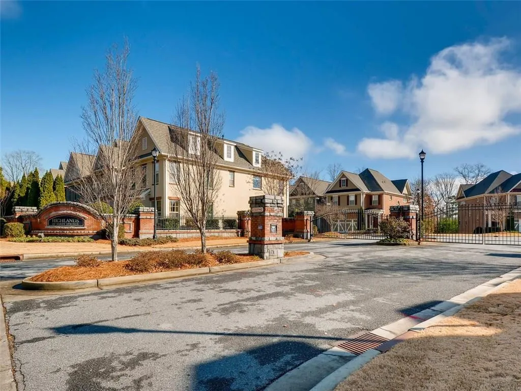 7440 Glisten Avenue Unit 79, Atlanta, Georgia 30328, 3 Bedrooms Bedrooms, ,3 BathroomsBathrooms,Residential,Sold,7440 Glisten Avenue Unit 79,5948791