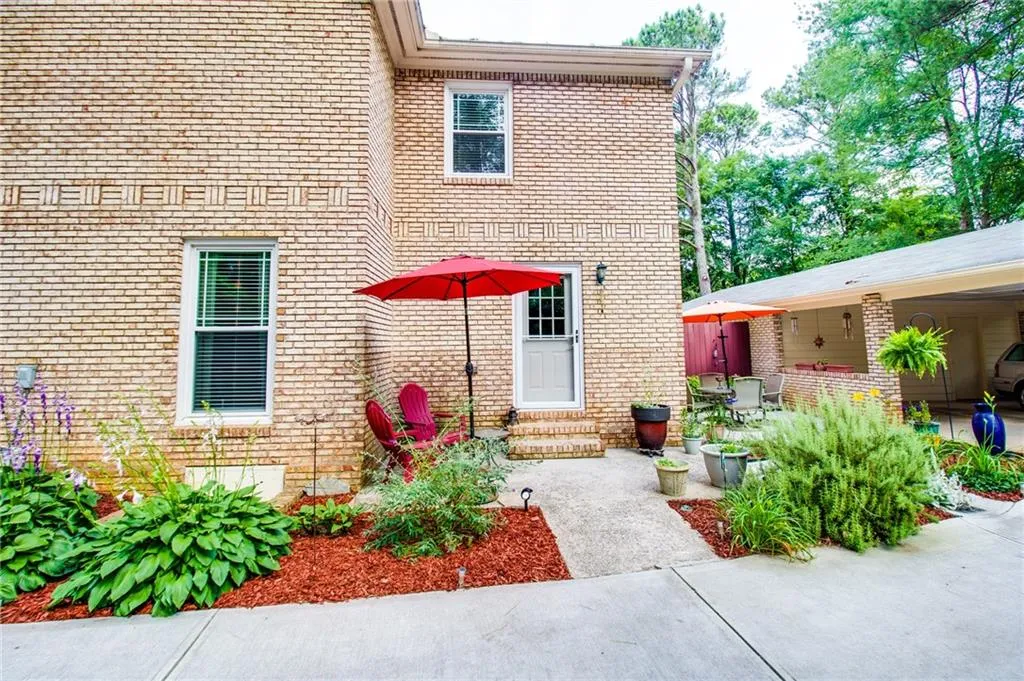 9130 Carroll Manor Drive, Sandy Springs, Georgia 30350, 2 Bedrooms Bedrooms, ,2 BathroomsBathrooms,Residential,Sold,9130 Carroll Manor Drive,5861880