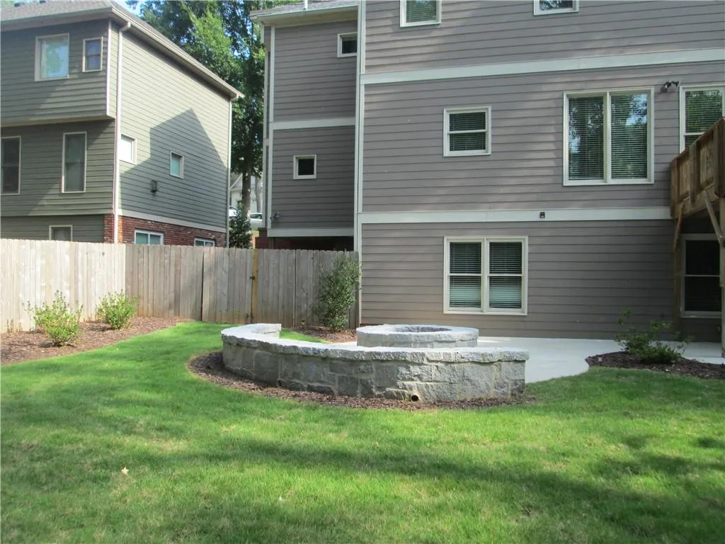 43 Spruell Springs Road, Atlanta, Georgia 30342, 6 Bedrooms Bedrooms, ,4 BathroomsBathrooms,Residential,Sold,43 Spruell Springs Road,6593249