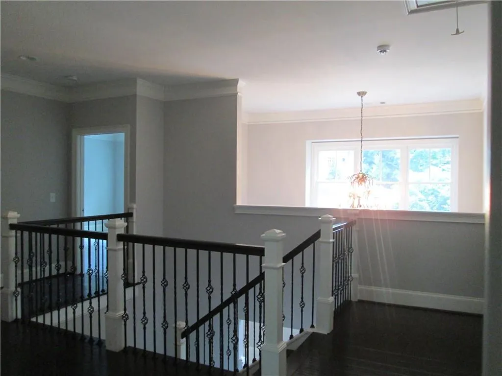 43 Spruell Springs Road, Atlanta, Georgia 30342, 6 Bedrooms Bedrooms, ,4 BathroomsBathrooms,Residential,Sold,43 Spruell Springs Road,6593249