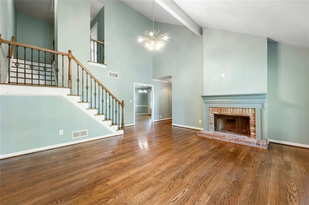 1214 Defoors Court Nw Unit 1a, Atlanta, Georgia 30318, 2 Bedrooms Bedrooms, ,2 BathroomsBathrooms,Residential,For Sale,1214 Defoors Court Nw Unit 1a,7561977